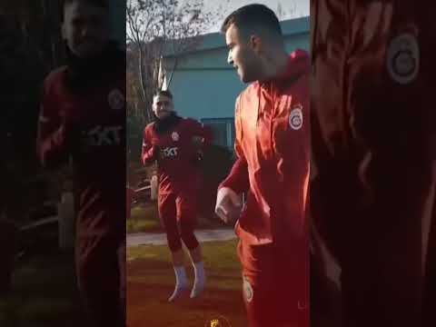 Abdülkerim Bardakçı ve Yunus Akgün #keşfet #keşfetbeniöneçıkar #keşfetteyiz #football #galatasaray