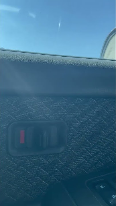 door-lock-doesn-t-work-the-door-is-little-bit-open-in-2005-chevy