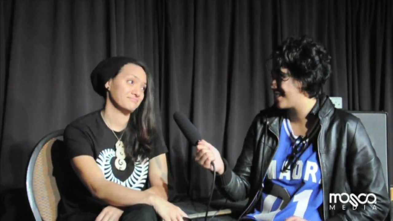 Jess Harlen interview - Notes Live, Newtown (17 May 2012)