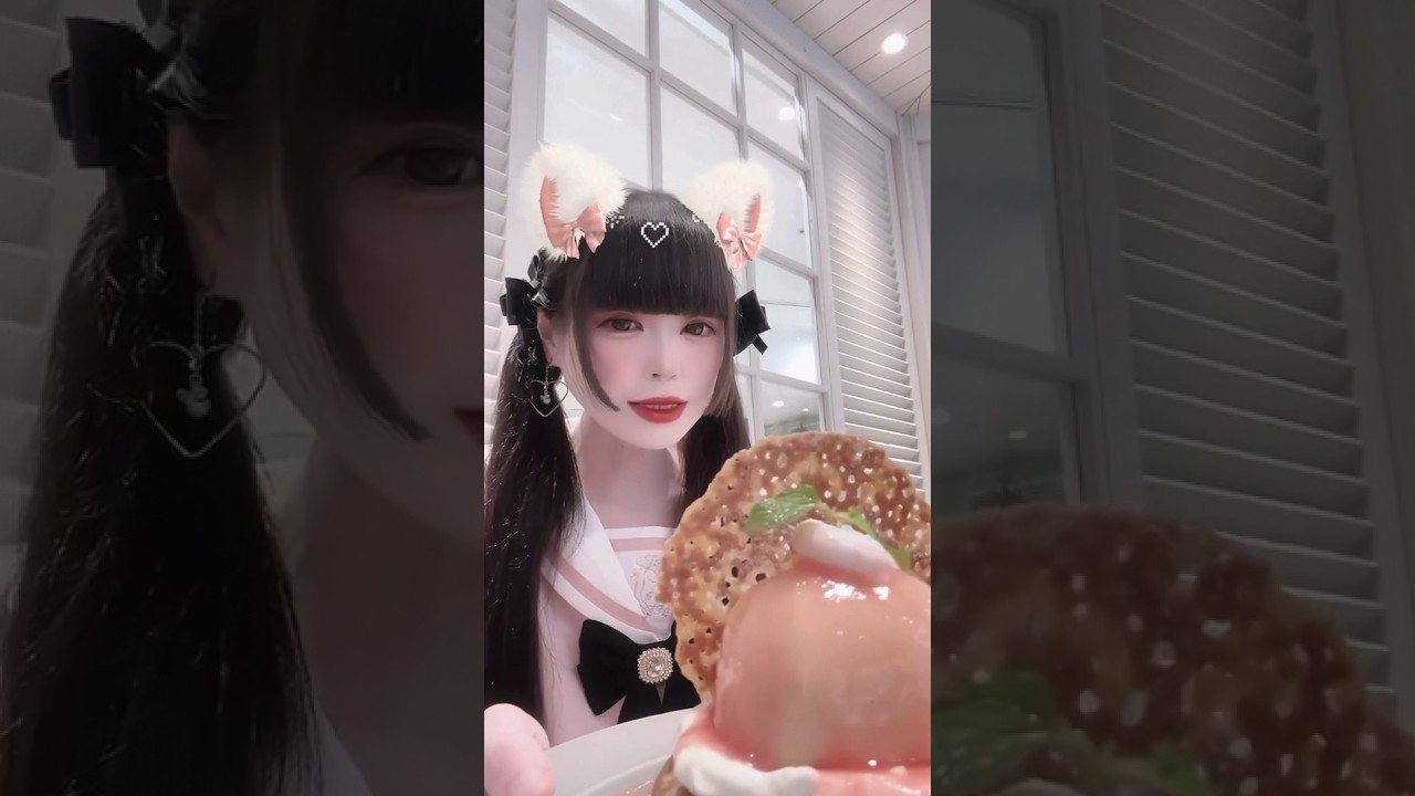 【にに活】★まるごと岡山白桃とミルキークリームのパンケーキ★と★岡山白桃のラッシー★【ぶひぃくとりー】#パンケーキ #スイーツ #カフェ