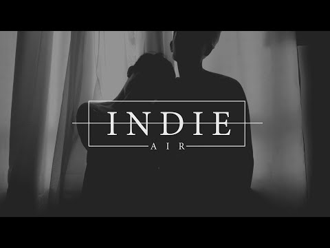 Lewis Capaldi - Hold Me While You Wait