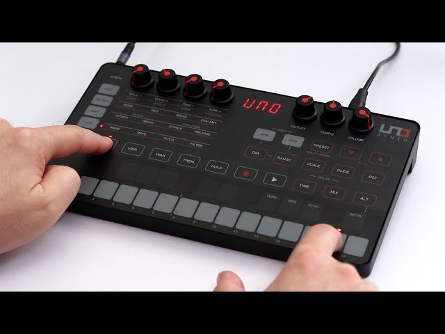 Портативний синтезатор IK MULTIMEDIA UNO Synth