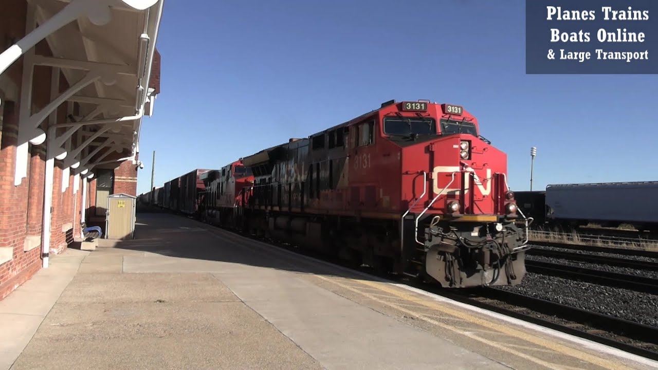CN M397 Manifest Train CN 3131 & CN 3880 Locomotives Strathroy Sub ...