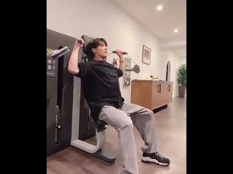 190507 BTS 방탄소년단 | Jungkook Gym Workout - YouTube