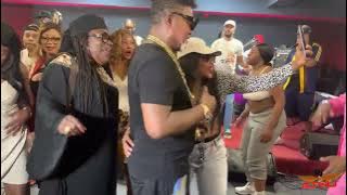 KOFFI OLOMIDE AND CINDY LE COEUR PERFORMING TSHOU TSHOU TSHOU LIVE