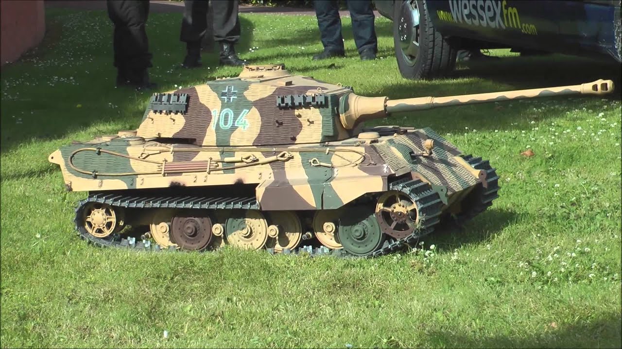RC MODEL OF KING TIGER TANK - YouTube