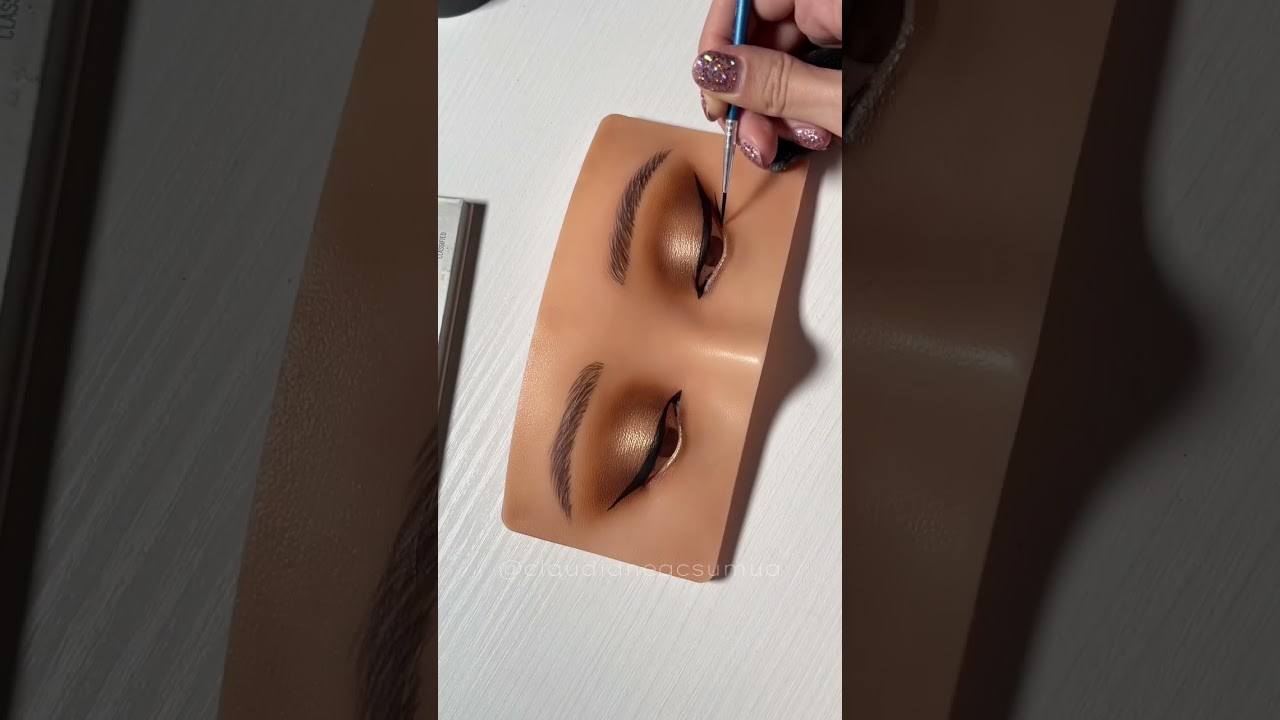 Halo Eyes Make-up ✨ 