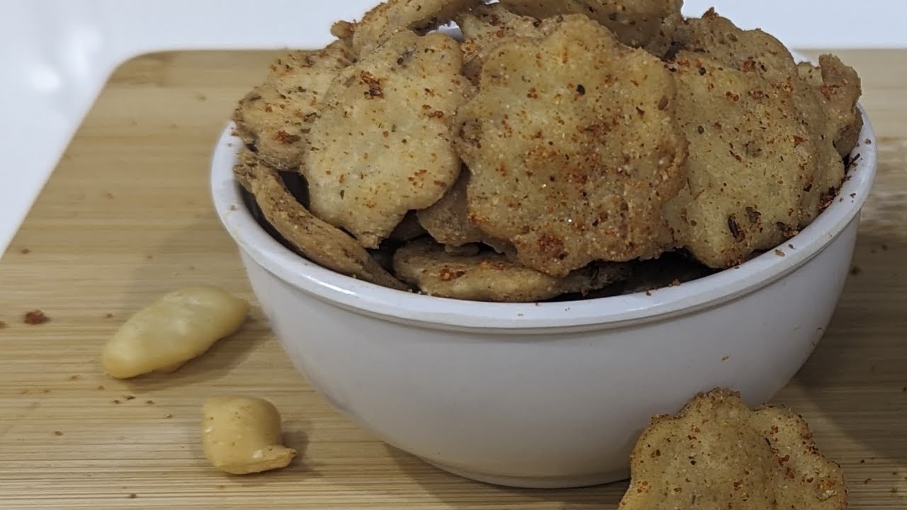 Suji Pizza Bites Namkeen Recipe | Easy & Crispy Tea Time Snack | सूजी की कुरकुरी नमकीन |Sooji recipe