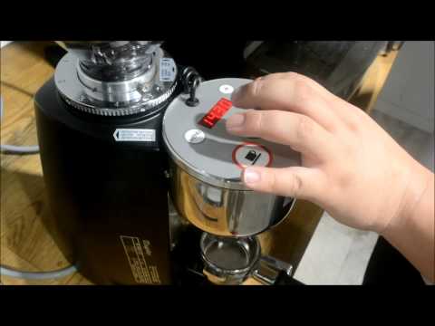 【要修理】【ジャンク】イタリア製Magister エスプレッソマシン ステンレス 要修理】【ジャンク】イタリア製Magister エスプレッソマシン