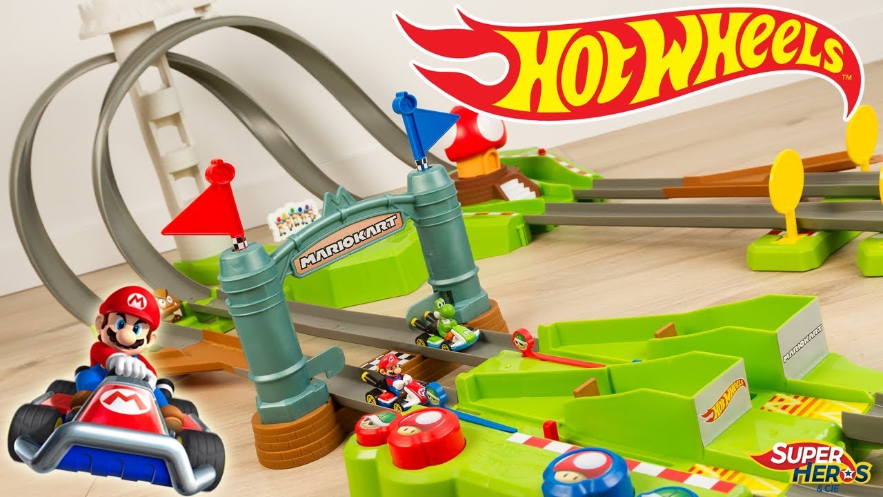 Hot Wheels Coffret Piste de course Motorisée 