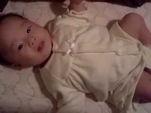 ３ヶ月間近赤ちゃん 手足バタバタwingchannelhouse Youtube