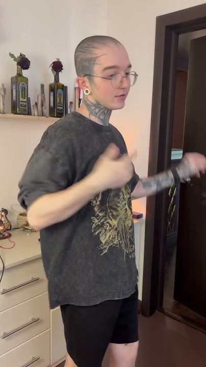 #тату #юмор #татумем #memes #прикол #мем #tattoo - YouTube