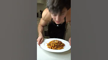 Jak Italové říkají těstovinám bolognese?