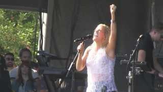 Ellie Goulding- &quot;Don&#39;t Say a Word&quot; (1080p HD) Live at Lollapalooza on August 2, 2013