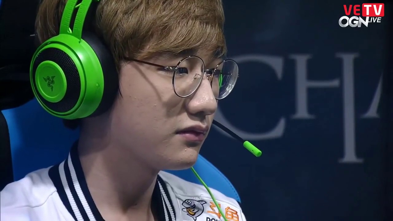 R flash Leesin của Peanut trước KT 22/4/17