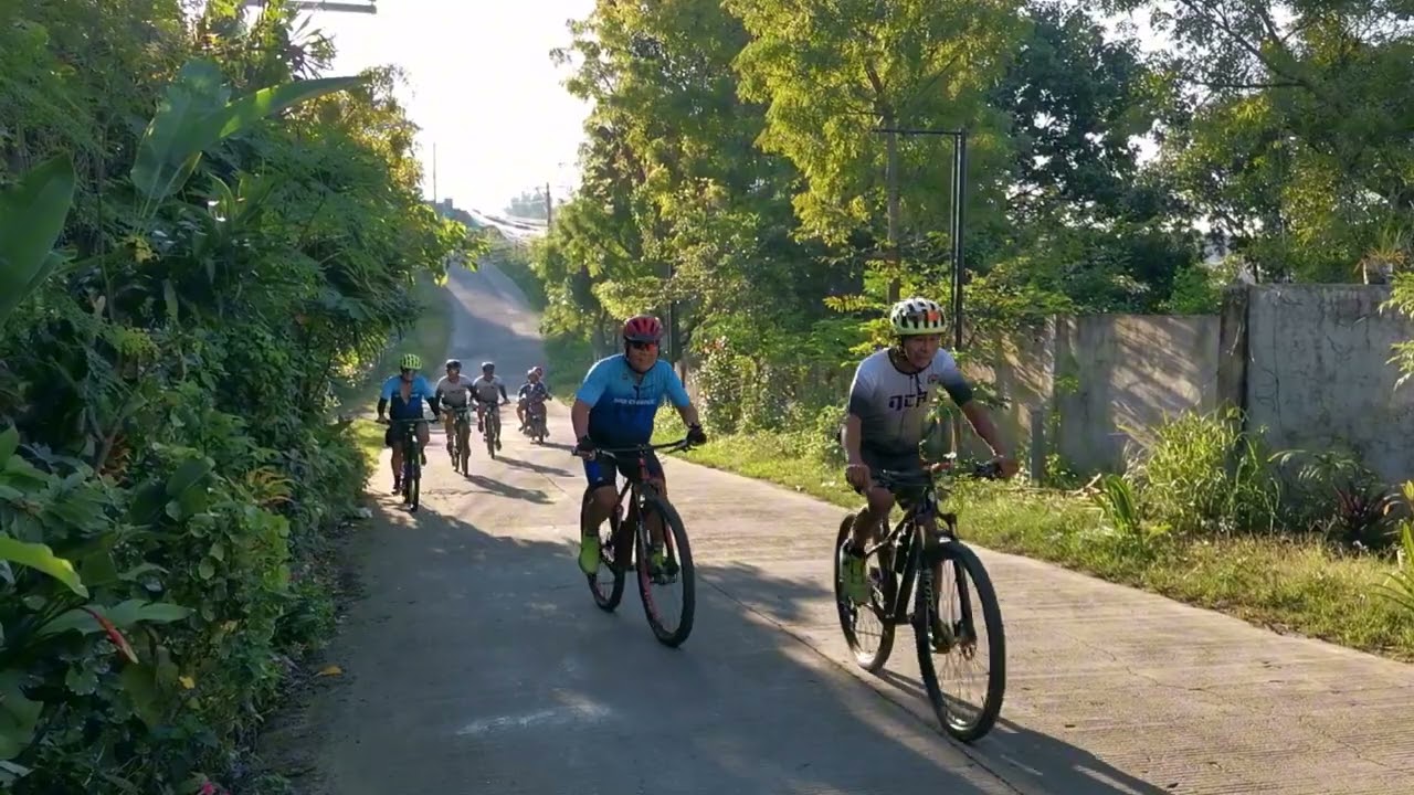 When the descent brings the smiles and the recovery brings the peace. 🚴💨🍃↘️⛰️🔋🌄