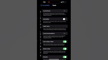 Taking screenshots with a simple tap using AssistiveTouch.