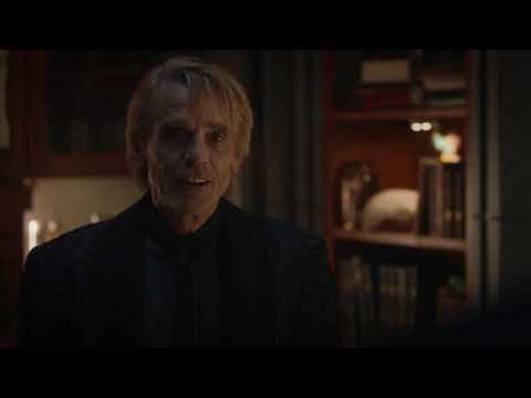 Jeremy Irons (Watchmen)
