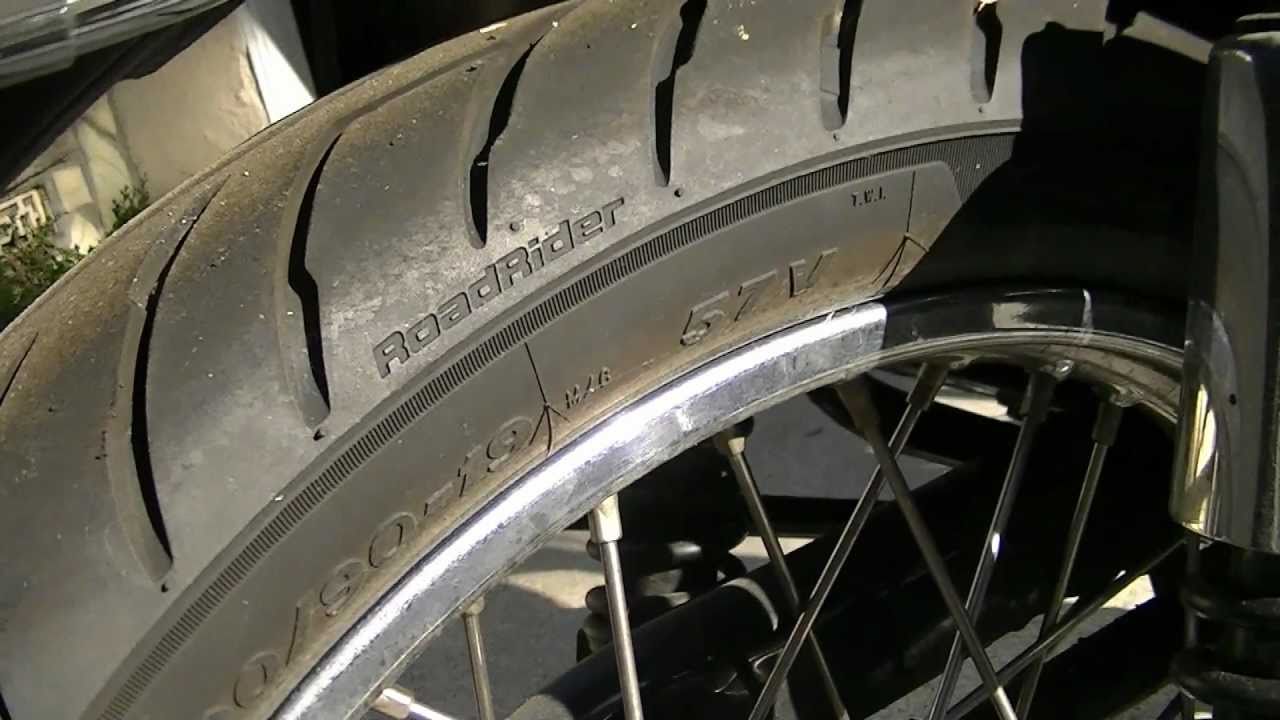 Avon RoadRider Motorcycle Tire Review - Royal Enfield Bullet - YouTube