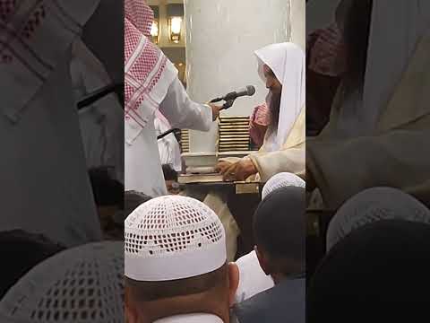 من زار المسجد النبوي ولم يجلس عند هذا الكرسي فقد فاته الخير الكثيرالشيخ عبد الرزاق البدر