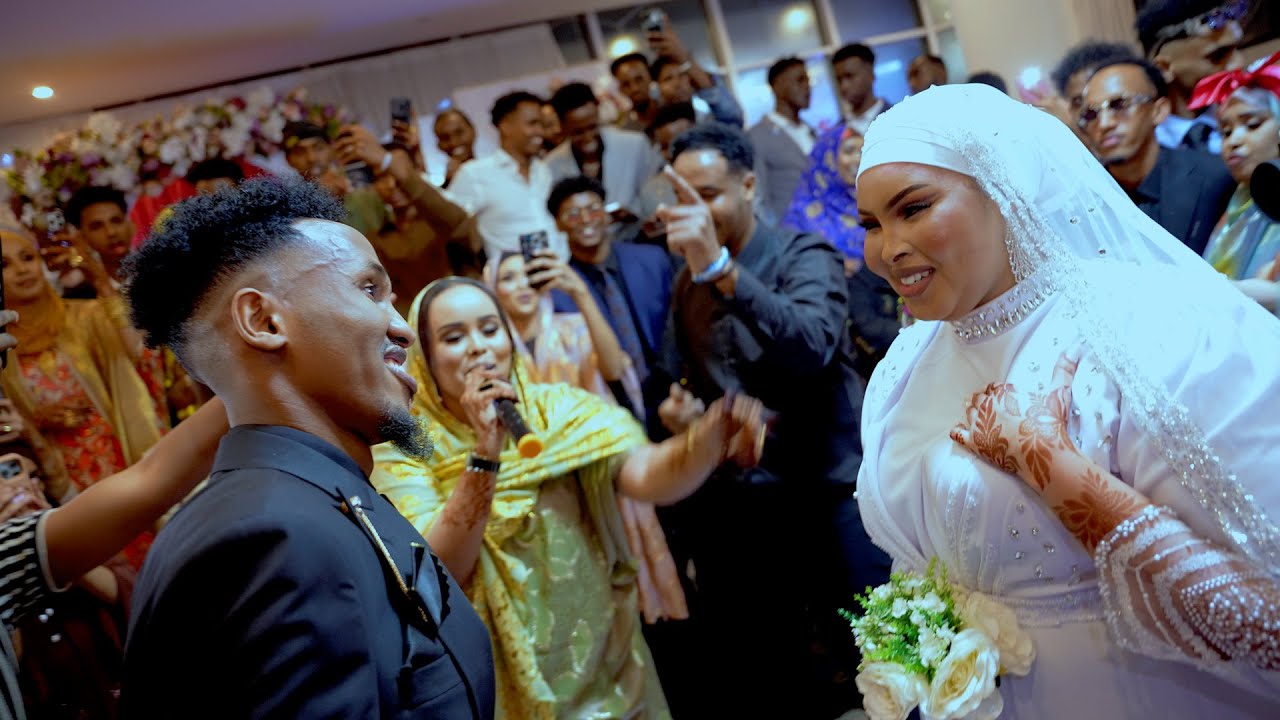 Shaadiya Sharaf oo kala kicisay arooskii Xayaat & Najiib