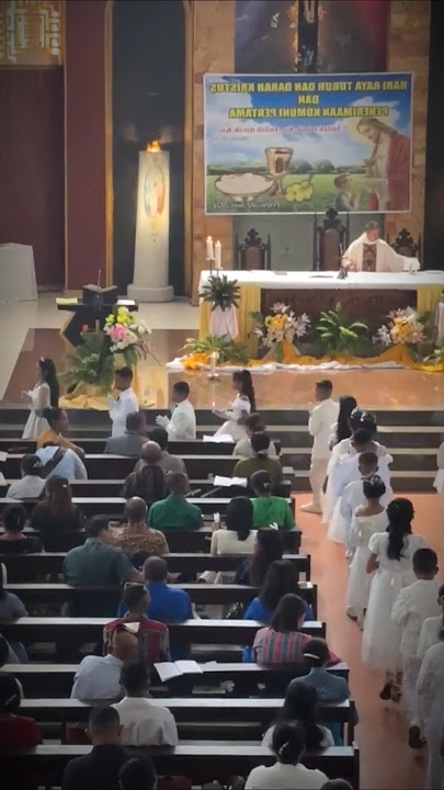 Penerimaan komuni pertama. #komuni #tubuhkristus