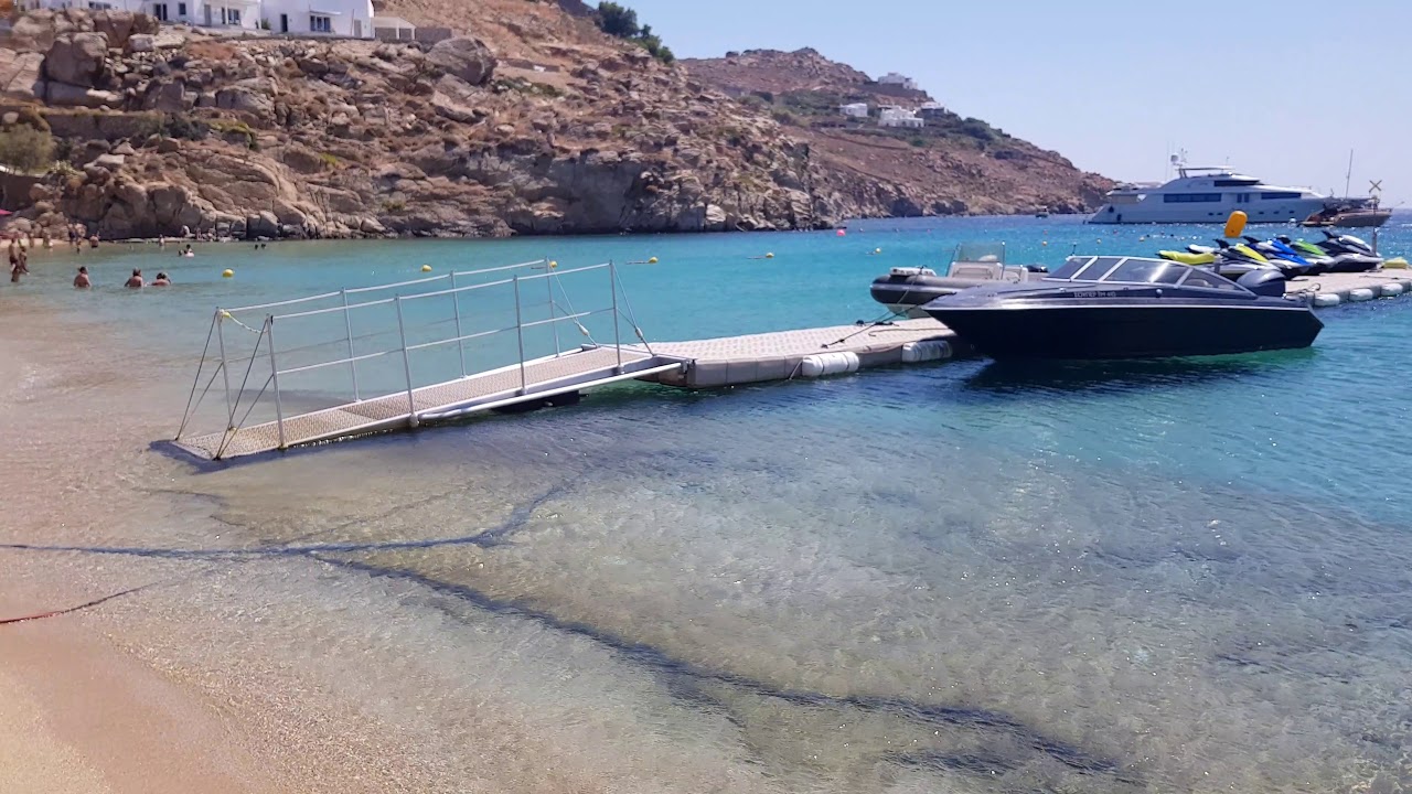 Super Paradise Beach A Mykonos 13 Agosto 2019 (1)