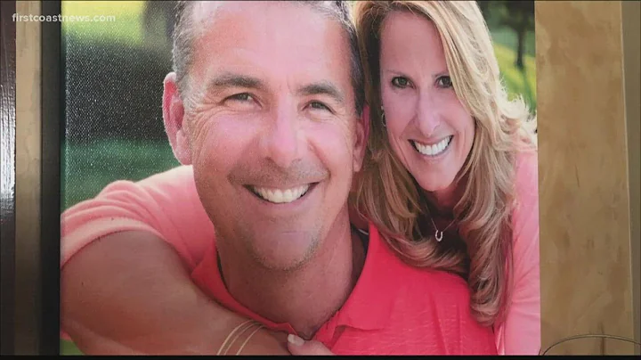 Shelley Meyer, wife of Jaguars Head Coach Urban Me...