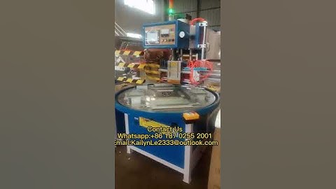 Fully automatic turntable high frequency blister welding packaging machine with mechanical arm