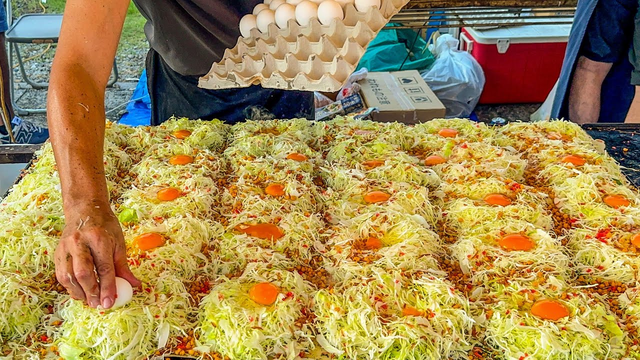 japanese street food - okonomiyaki compilation 焼きたてお好み焼き