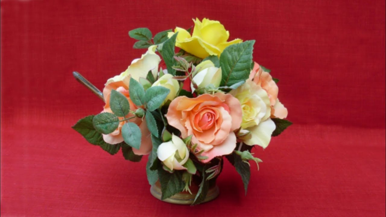 Trudelies Leonhardt plays Schubert, 12 Ecossaises D 299