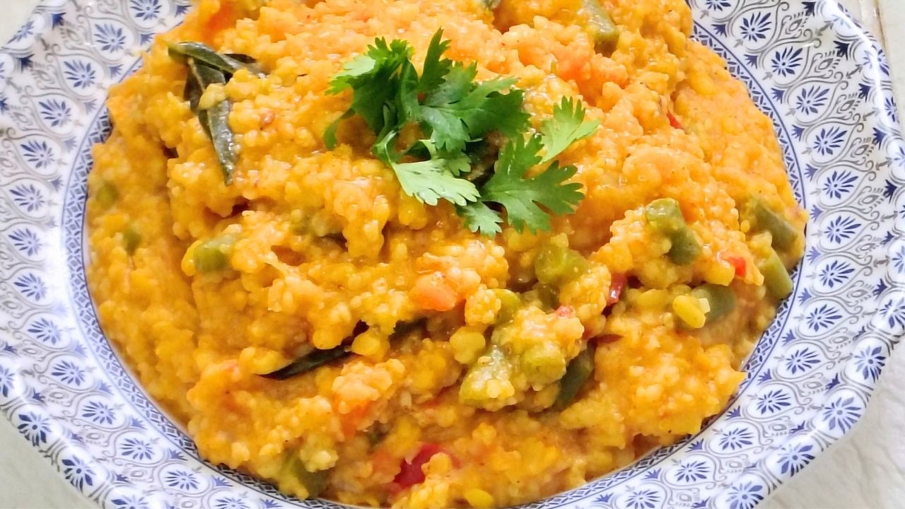 One Pot, Full Nutrition! Wheat Khichdi | Veg Dalia Recipe | గోధుమ రవ్వ కిచిడి | Quick Dinner Idea