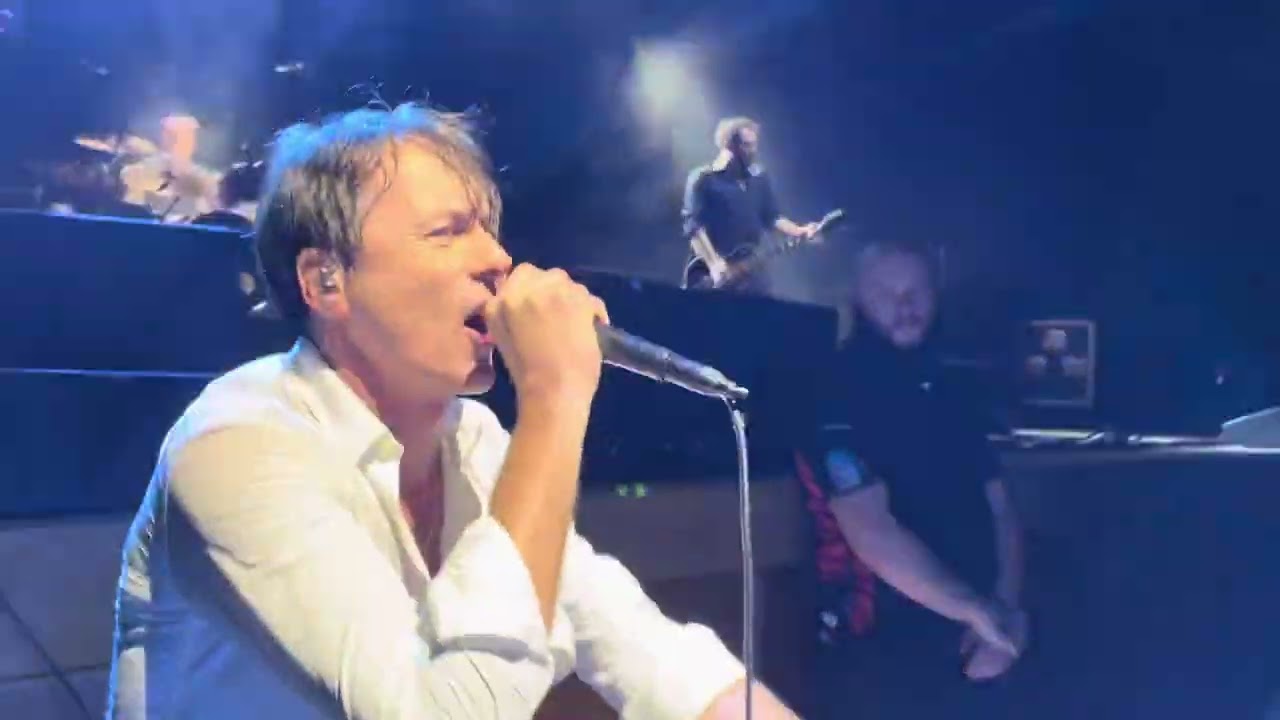 The Only Way I Can Love You - Suede, Wolverhampton