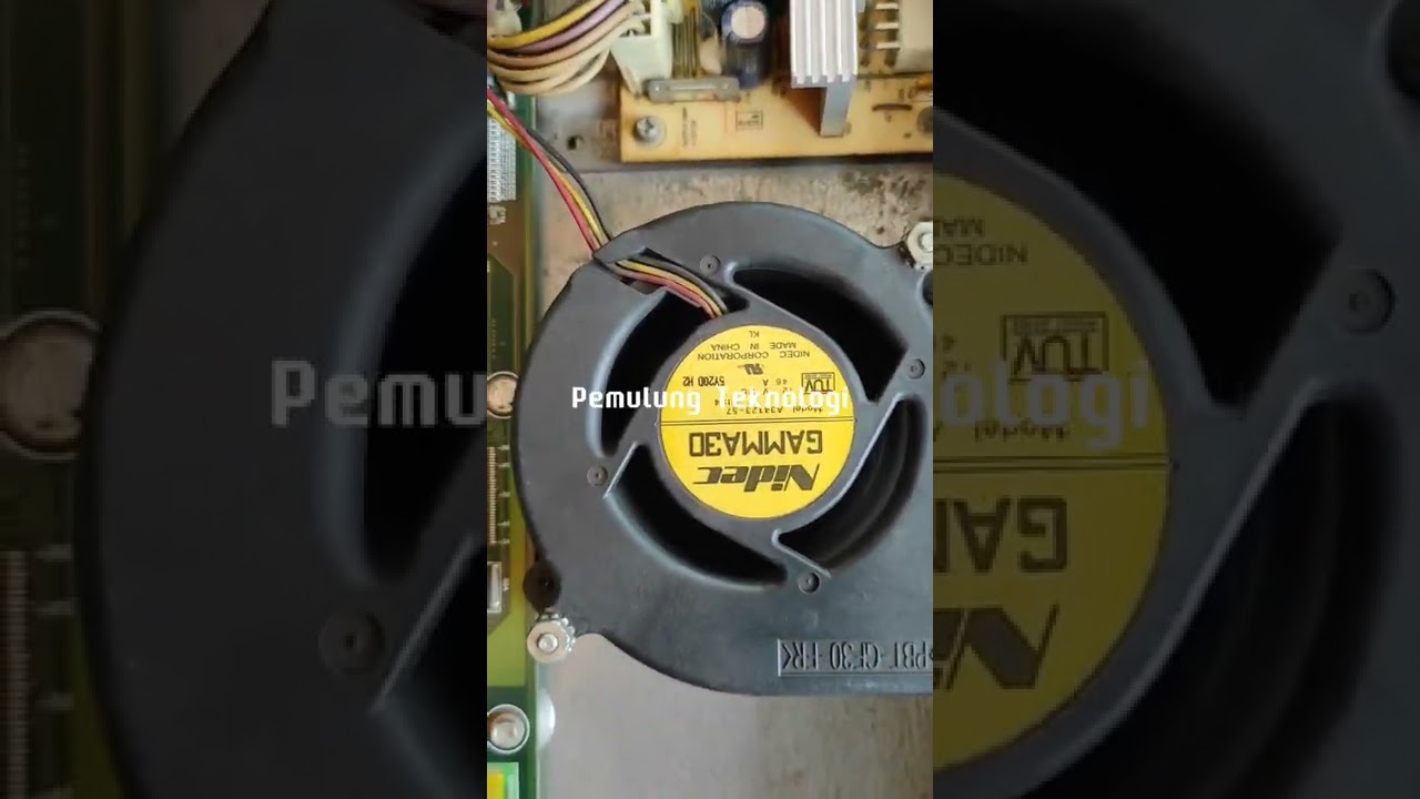 ⁣Cleaning dan Repair Cisco Catalyst 2960 Manageable Switch
