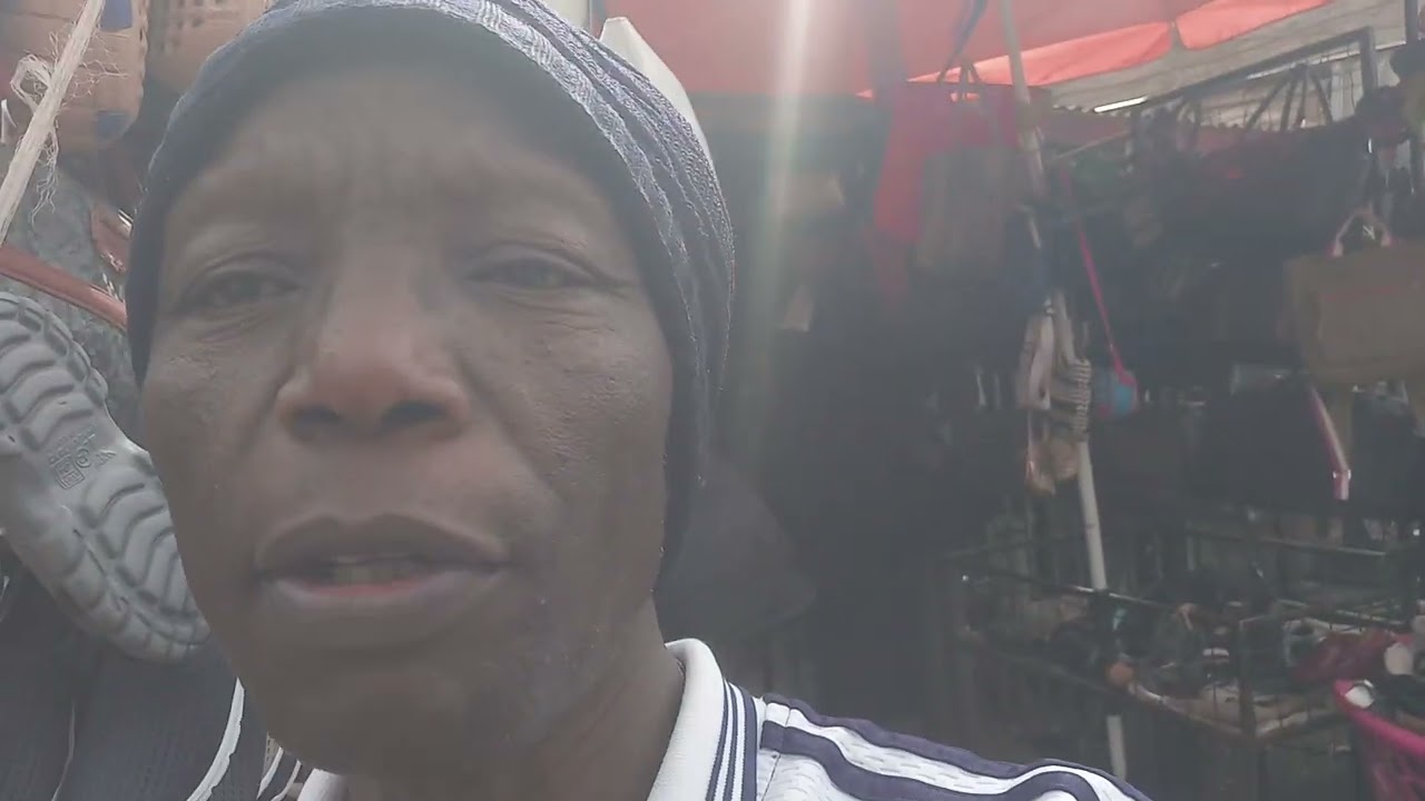 beyond the hidden gem in kahawa west otherside of the road ,something is not normal 