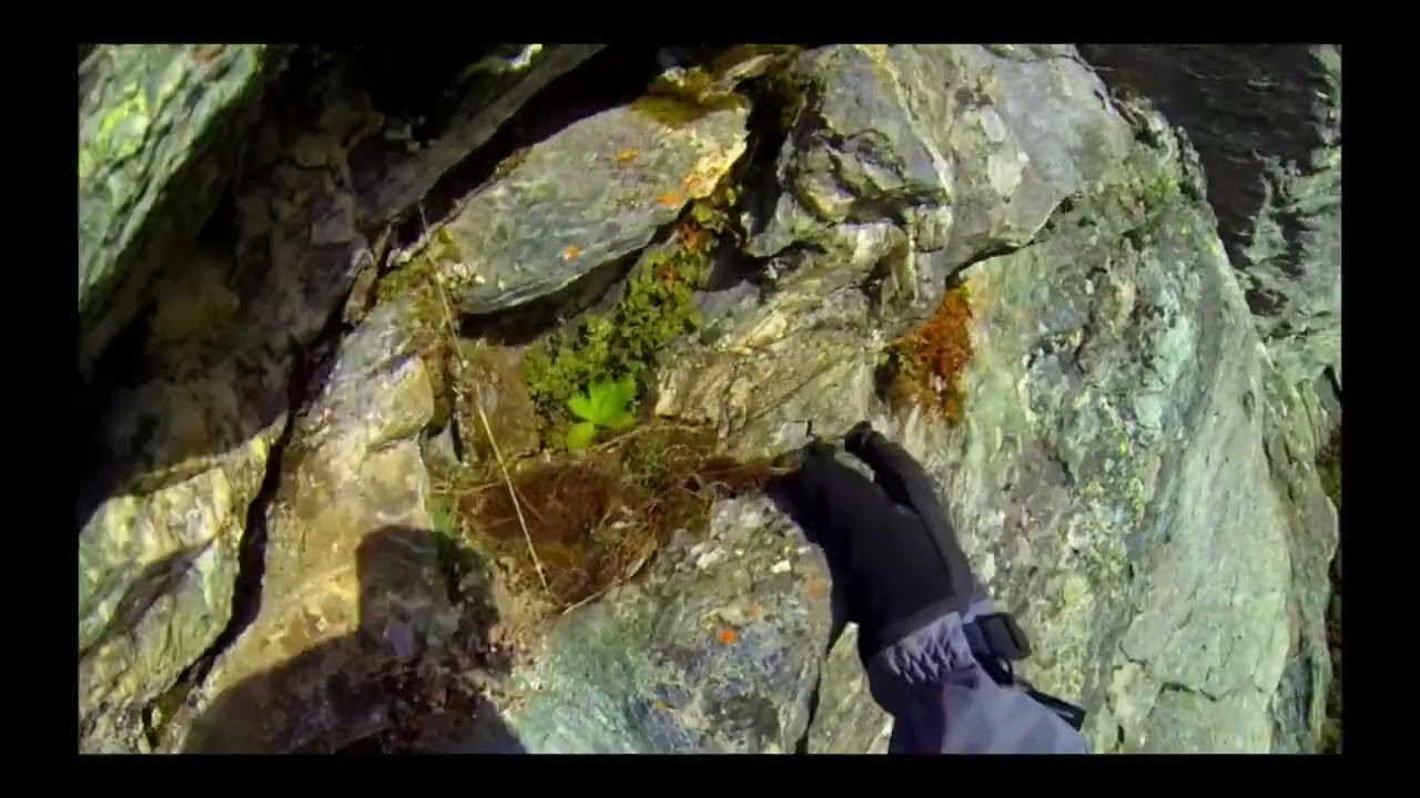 10- 10- 2020- mulattiera pressi fort  ecsille -e- galleria dei saraceni arrampicate su creste ultra