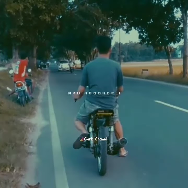 Story WA Racing lungo' o FIZ R