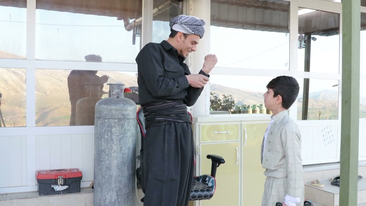 هات بەزمی نوی خدر لەگە تۆرکەی فلیمی سوتایە🤣