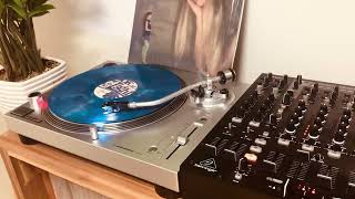 Kate Bollinger - Lady In the Darkest Hour (Vinyl Record) @IndiETrap