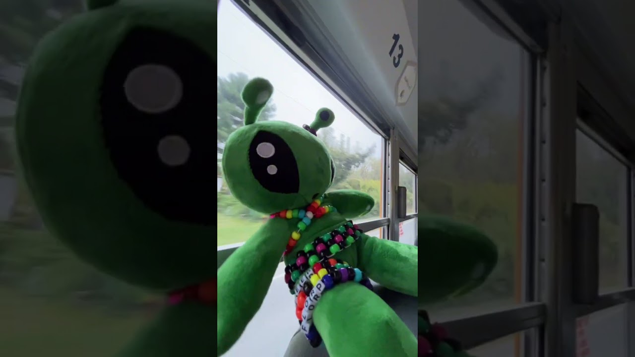 Fleep Florp on the bus :) 