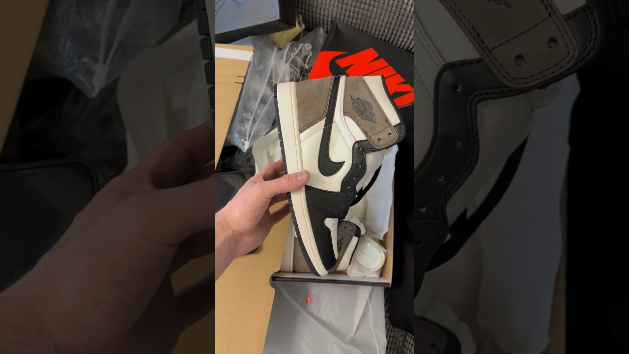 Nike AJ1 Retro High Dark Mocha 