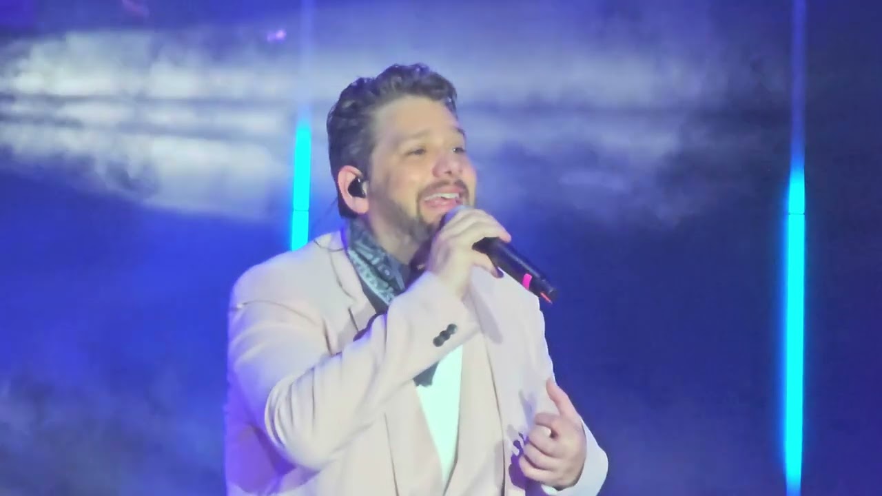 Magneto...La puerta del colegio