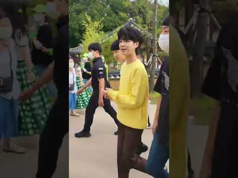 #정동원 왕자님 남승민 가수님과 함께 출근중 💚💚💚