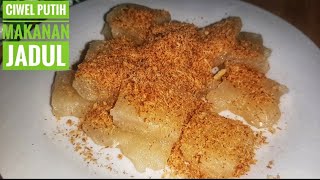 White Ciwel Market Snacks: Old-School Food
