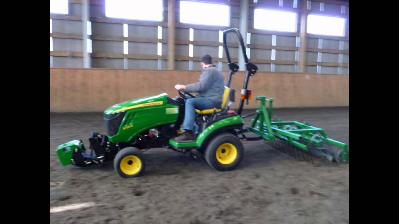 Agrotipa ParcourFlatter 160 with John Deere 1026 -Slideshow with connection