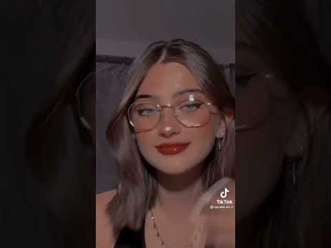 انت نايم حيل مرتاح وسعيد واني قاضيها بكي على فراقك