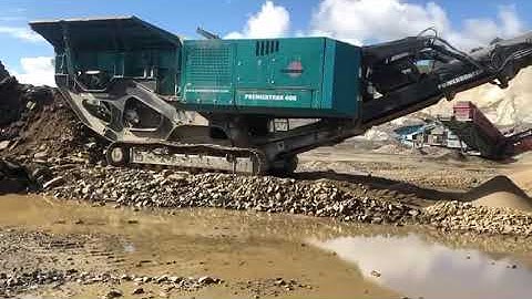 Powerscreen PT400 Crushing A Grey Wacky Down To 0-120mm