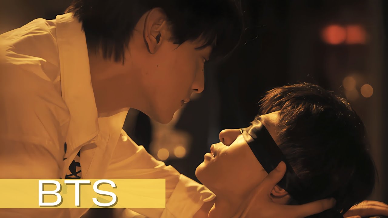 【付費花絮免費看】高能“矇眼戲”花絮來襲！大寶怎麼一被壓就笑得這麼爽！🤭🍅ChineseDrama| #逆愛 #Revenged Love