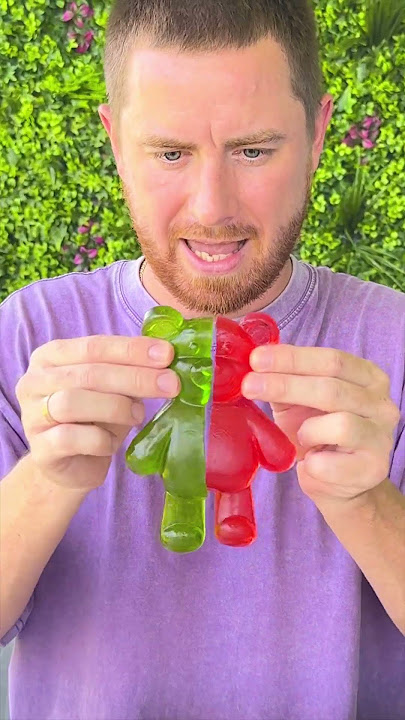 How To Share Giant Gummy Bears Properly 😎🍬❤️ #shorts #khamitovy #martaandrustam