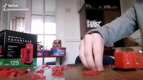 Time-lapse nanoblock building